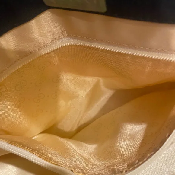 Gucci Flora Vintage Bow Clutch with Detachable Crossbody Strap - Picture 17 of 17